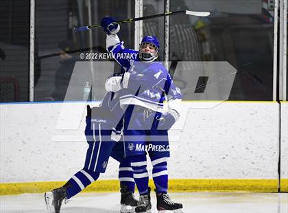 Thumbnail 1 in West Haven @ Fairfield Prep photogallery.