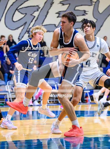 Thumbnail 1 in Cactus Shadows @ Higley photogallery.