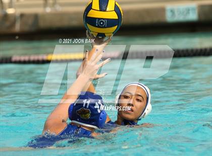 Thumbnail 1 in Acalanes vs Presentation (Amanda Mac Invitational) photogallery.