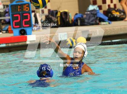 Thumbnail 2 in Acalanes vs Presentation (Amanda Mac Invitational) photogallery.