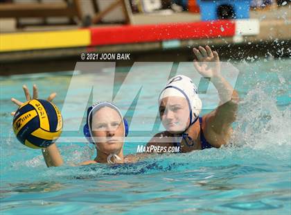 Thumbnail 1 in Acalanes vs Presentation (Amanda Mac Invitational) photogallery.