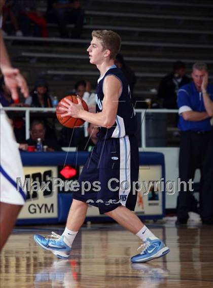 Thumbnail 1 in Kingwood vs Dekaney (McDonald's Texas Invitational) photogallery.