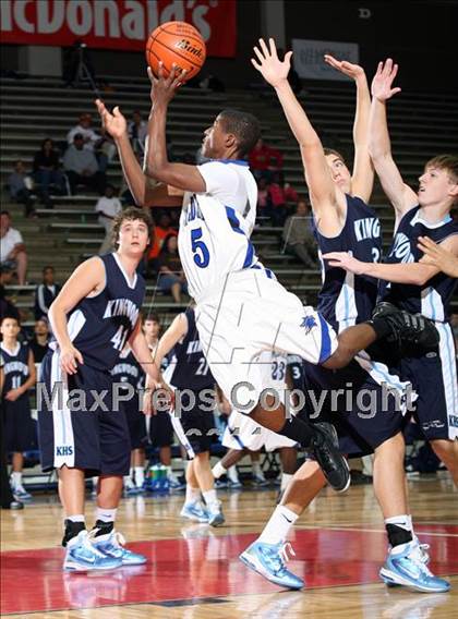 Thumbnail 1 in Kingwood vs Dekaney (McDonald's Texas Invitational) photogallery.