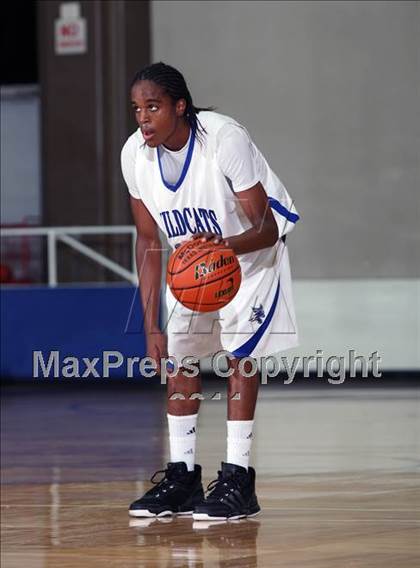 Thumbnail 1 in Kingwood vs Dekaney (McDonald's Texas Invitational) photogallery.