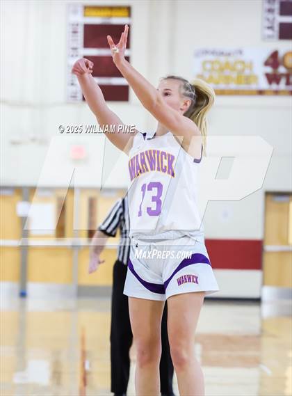 Thumbnail 3 in Saugerties vs. Warwick (Coaches vs Cancer Tournament) photogallery.