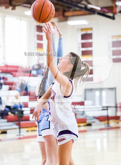 Thumbnail 3 in Saugerties vs. Warwick (Coaches vs Cancer Tournament) photogallery.