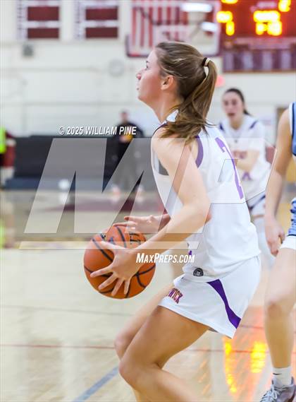 Thumbnail 2 in Saugerties vs. Warwick (Coaches vs Cancer Tournament) photogallery.