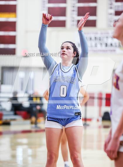 Thumbnail 2 in Saugerties vs. Warwick (Coaches vs Cancer Tournament) photogallery.