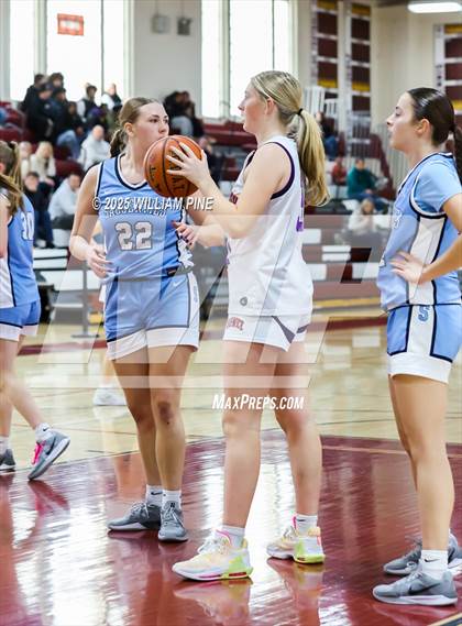 Thumbnail 3 in Saugerties vs. Warwick (Coaches vs Cancer Tournament) photogallery.