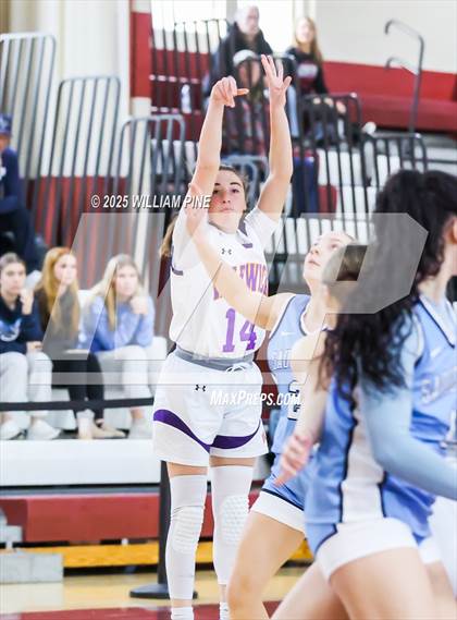 Thumbnail 1 in Saugerties vs. Warwick (Coaches vs Cancer Tournament) photogallery.