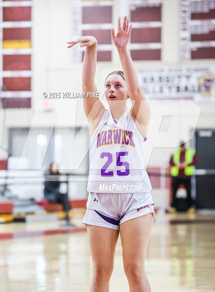 Thumbnail 3 in Saugerties vs. Warwick (Coaches vs Cancer Tournament) photogallery.