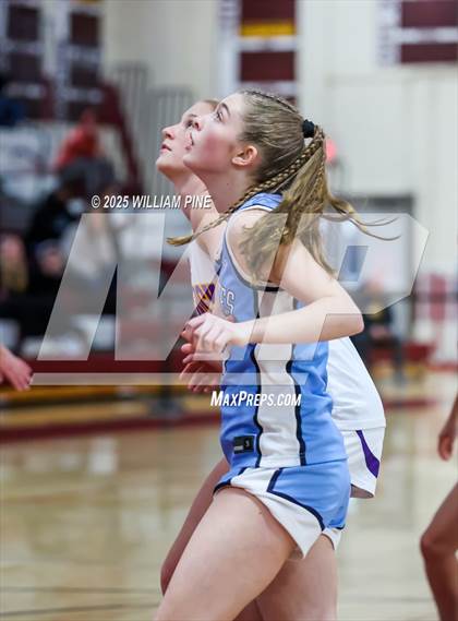 Thumbnail 3 in Saugerties vs. Warwick (Coaches vs Cancer Tournament) photogallery.