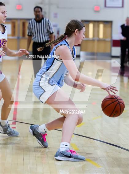 Thumbnail 2 in Saugerties vs. Warwick (Coaches vs Cancer Tournament) photogallery.