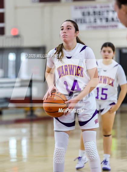 Thumbnail 3 in Saugerties vs. Warwick (Coaches vs Cancer Tournament) photogallery.