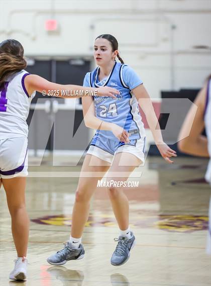 Thumbnail 3 in Saugerties vs. Warwick (Coaches vs Cancer Tournament) photogallery.