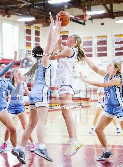 Thumbnail 2 in Saugerties vs. Warwick (Coaches vs Cancer Tournament) photogallery.