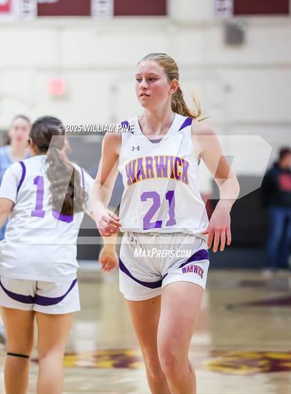Thumbnail 3 in Saugerties vs. Warwick (Coaches vs Cancer Tournament) photogallery.