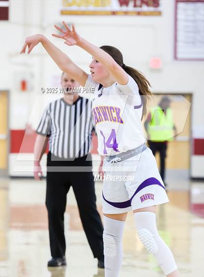 Thumbnail 2 in Saugerties vs. Warwick (Coaches vs Cancer Tournament) photogallery.