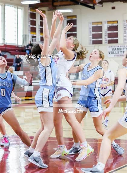 Thumbnail 3 in Saugerties vs. Warwick (Coaches vs Cancer Tournament) photogallery.