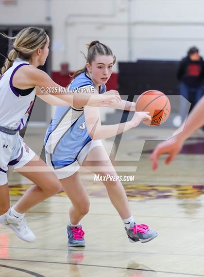 Thumbnail 1 in Saugerties vs. Warwick (Coaches vs Cancer Tournament) photogallery.