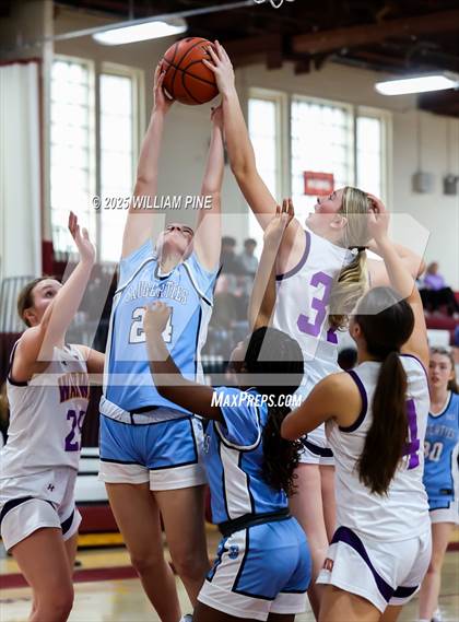 Thumbnail 2 in Saugerties vs. Warwick (Coaches vs Cancer Tournament) photogallery.