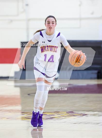 Thumbnail 3 in Saugerties vs. Warwick (Coaches vs Cancer Tournament) photogallery.