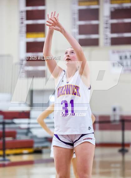 Thumbnail 1 in Saugerties vs. Warwick (Coaches vs Cancer Tournament) photogallery.