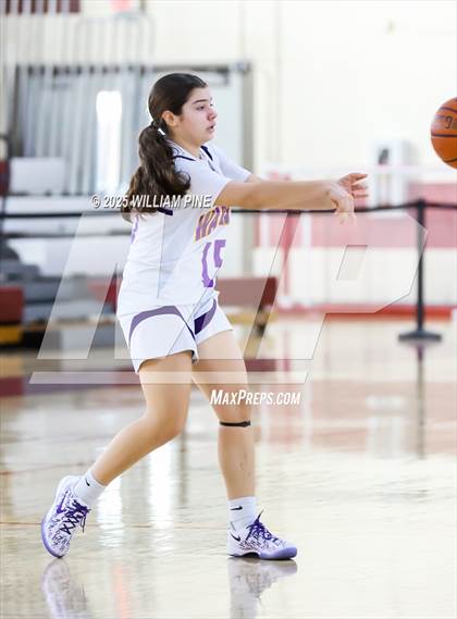 Thumbnail 3 in Saugerties vs. Warwick (Coaches vs Cancer Tournament) photogallery.