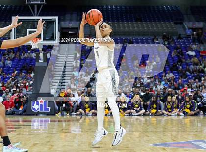 Thumbnail 2 in Plano East vs. Stony Point (UIL 6A Basketball Final) photogallery.