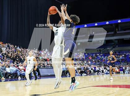Thumbnail 2 in Plano East vs. Stony Point (UIL 6A Basketball Final) photogallery.