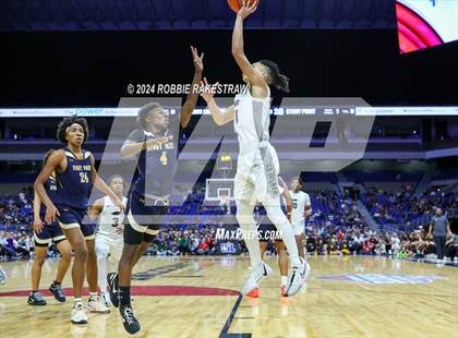 Thumbnail 1 in Plano East vs. Stony Point (UIL 6A Basketball Final) photogallery.