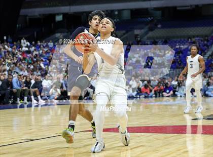 Thumbnail 2 in Plano East vs. Stony Point (UIL 6A Basketball Final) photogallery.