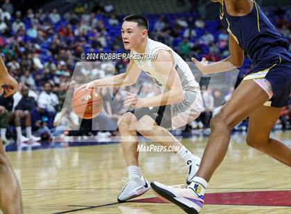 Thumbnail 1 in Plano East vs. Stony Point (UIL 6A Basketball Final) photogallery.