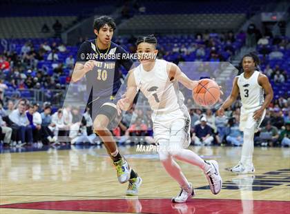 Thumbnail 1 in Plano East vs. Stony Point (UIL 6A Basketball Final) photogallery.