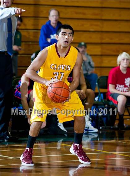 Thumbnail 1 in San Marcos vs. Clovis West (Santa Barbara Holiday Classic) photogallery.