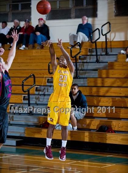 Thumbnail 2 in San Marcos vs. Clovis West (Santa Barbara Holiday Classic) photogallery.