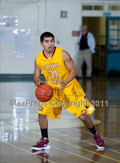 Thumbnail 1 in San Marcos vs. Clovis West (Santa Barbara Holiday Classic) photogallery.
