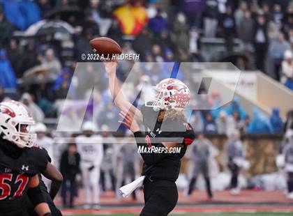 Thumbnail 2 in Maize vs. Mill Valley (KSHSAA 5A State Final) photogallery.