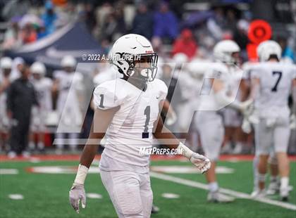 Thumbnail 2 in Maize vs. Mill Valley (KSHSAA 5A State Final) photogallery.