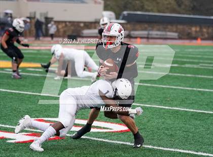 Thumbnail 3 in Maize vs. Mill Valley (KSHSAA 5A State Final) photogallery.