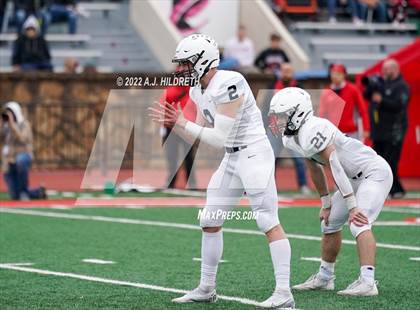 Thumbnail 3 in Maize vs. Mill Valley (KSHSAA 5A State Final) photogallery.