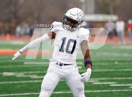 Thumbnail 3 in Maize vs. Mill Valley (KSHSAA 5A State Final) photogallery.
