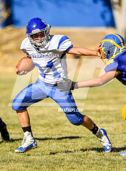 Thumbnail 3 in Smith Valley @ Coleville photogallery.