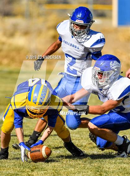 Thumbnail 1 in Smith Valley @ Coleville photogallery.