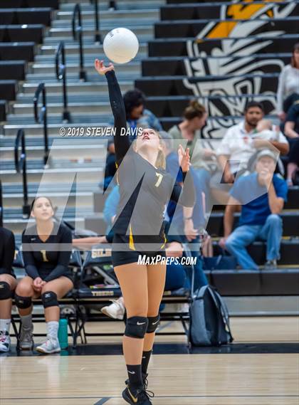 Thumbnail 1 in Maricopa vs Gilbert photogallery.