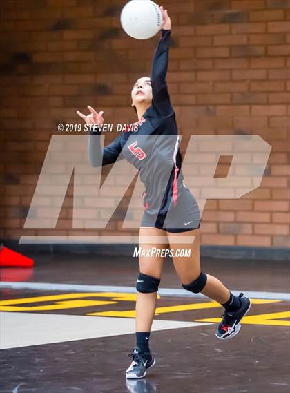 Thumbnail 2 in Maricopa vs Gilbert photogallery.