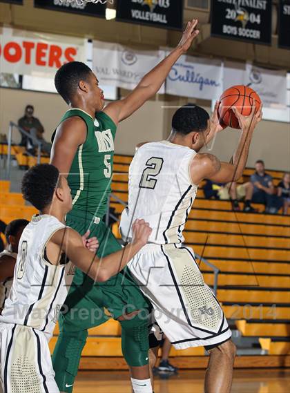 Thumbnail 2 in Neumann-Goretti vs. St. Vincent-St. Mary (City of Palms Classic) photogallery.