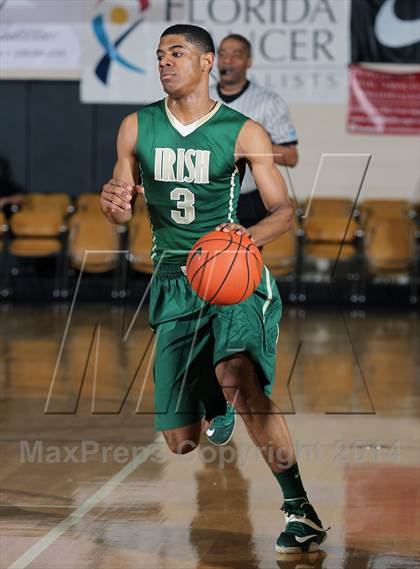 Thumbnail 2 in Neumann-Goretti vs. St. Vincent-St. Mary (City of Palms Classic) photogallery.