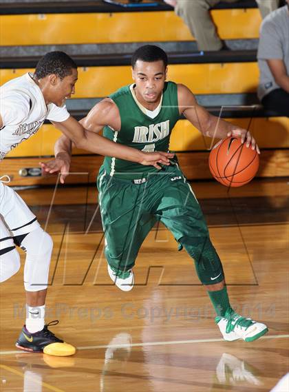 Thumbnail 3 in Neumann-Goretti vs. St. Vincent-St. Mary (City of Palms Classic) photogallery.