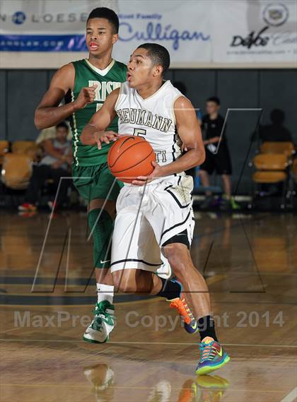 Thumbnail 3 in Neumann-Goretti vs. St. Vincent-St. Mary (City of Palms Classic) photogallery.